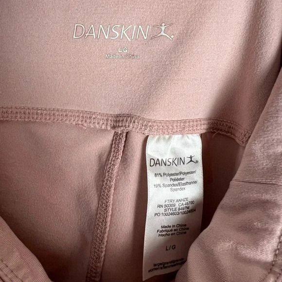 Danskin Skinny Leggings Size Large in Rose color - Picture 3 of 3